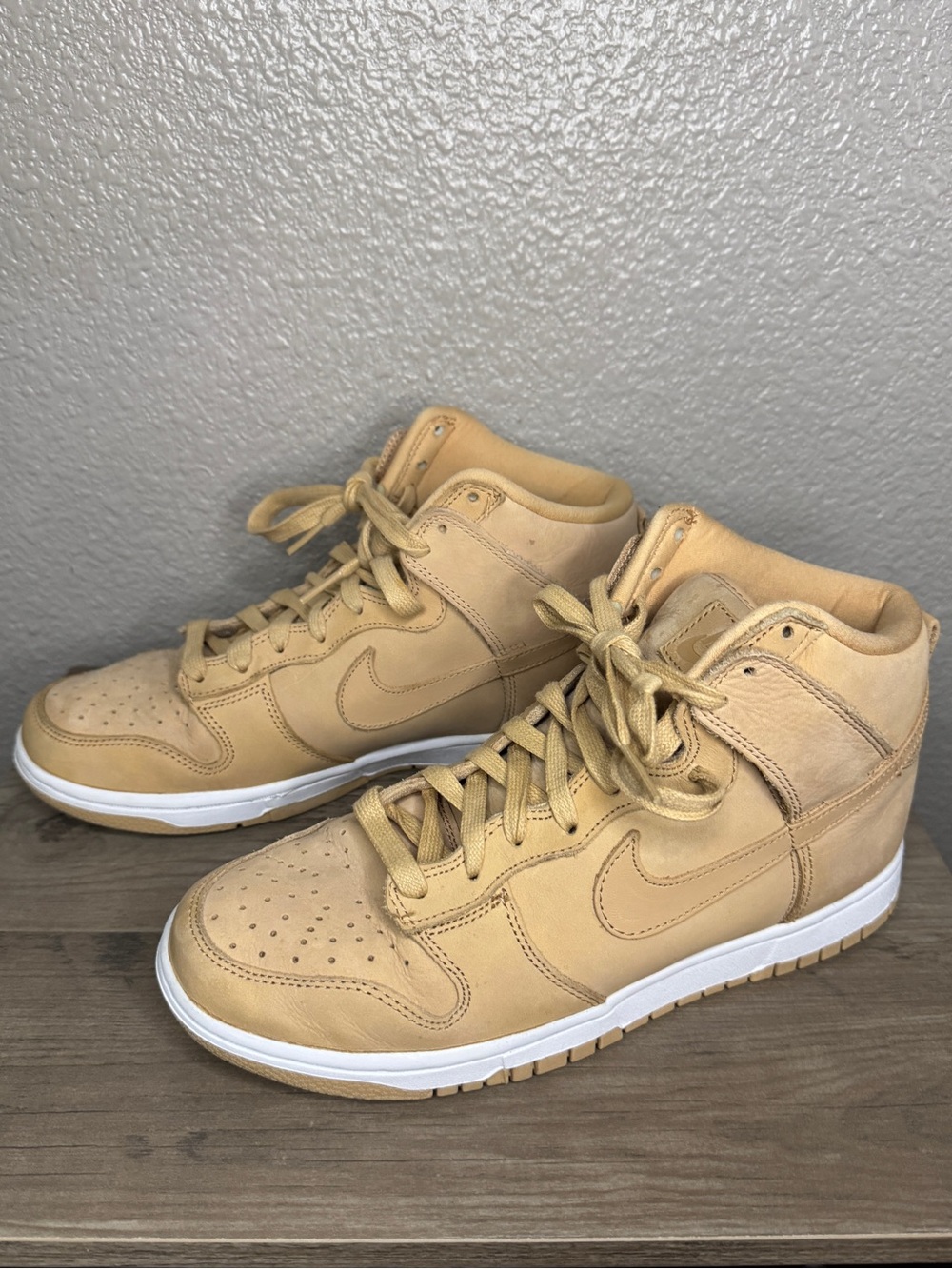 Nike Dunk High Premium Vachetta Tan DX2044-201 Women’s Size 9 Leather Sneakers
